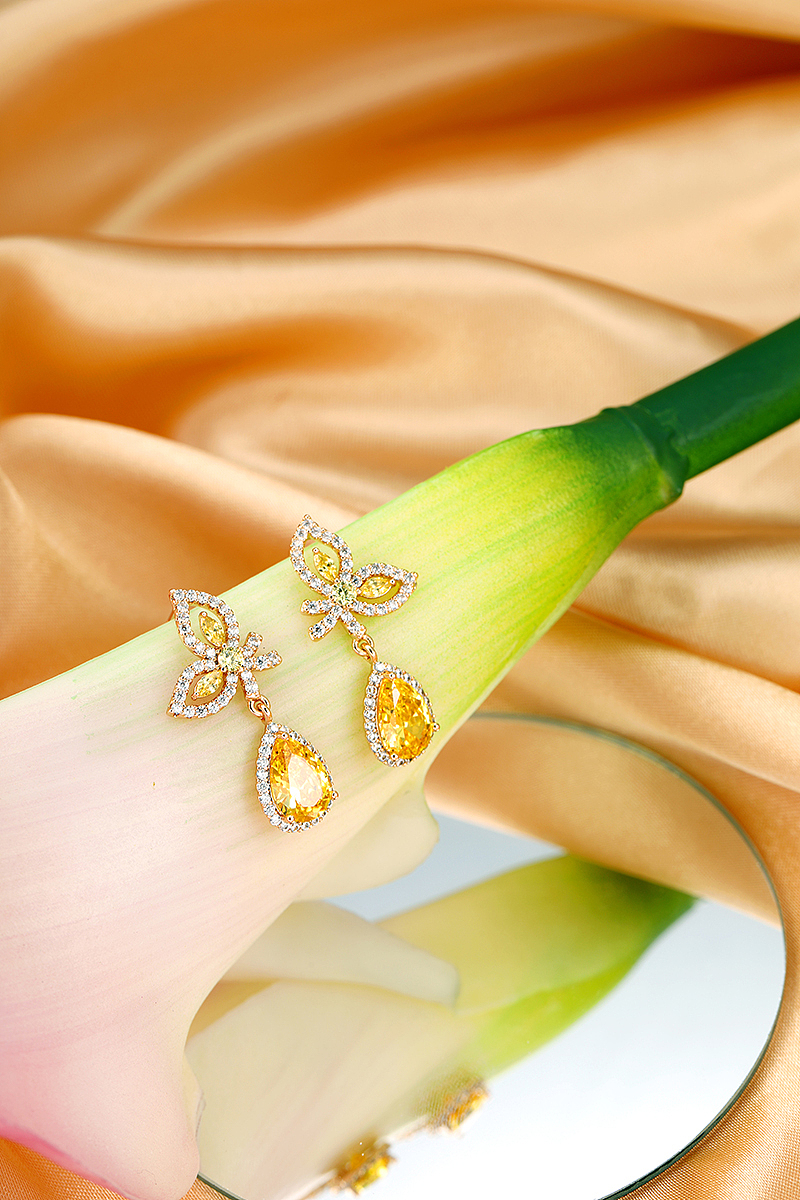  电商首饰拍摄 彩宝 花花场景 时尚首饰 彩钻 耳钉