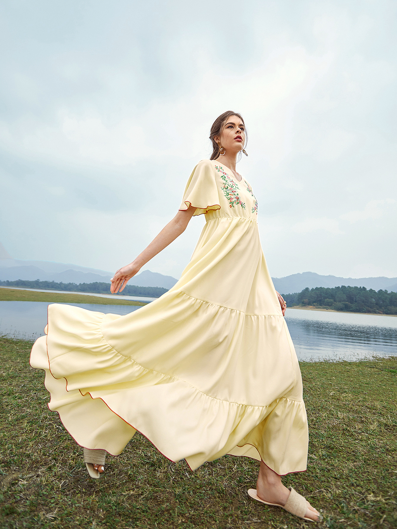 原野（图ZMzM2Nzc1NTA4） - 时尚/艺术摄影 - 站酷设计师摄影师April原创素材 - 站酷ZCOOL