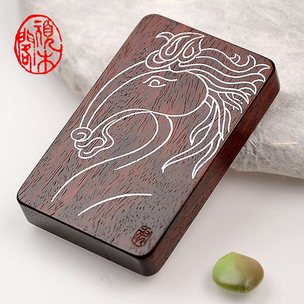 顽木作品《紫檀骏马牌》（图ZMzQzMzM0OTMy） - 工艺品设计 - 站酷设计师顽木阁原创素材 - 站酷ZCOOL