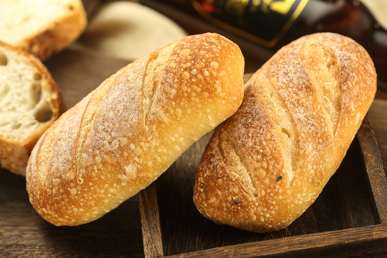 小啤酒面包 烘焙產(chǎn)品 美食攝影 產(chǎn)品攝影（圖ZMzM3Njc5NDY4） - 產(chǎn)品攝影 - 站酷設(shè)計(jì)師周大富80原創(chuàng)素材 - 站酷ZCOOL