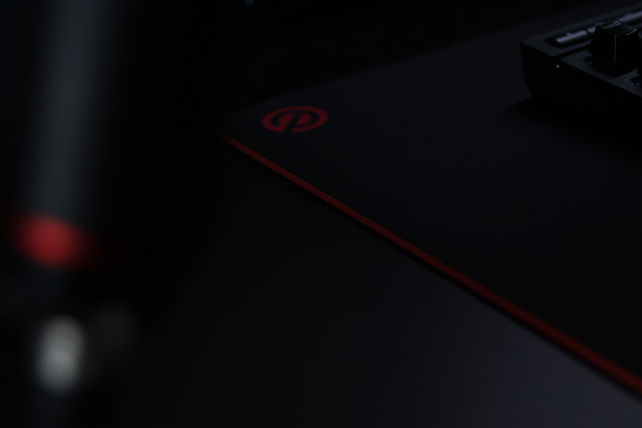 黑到尽头一抹红（图ZMzU3NDUzOTE2） - 人文/纪实摄影 - 站酷设计师李垠原创素材 - 站酷ZCOOL