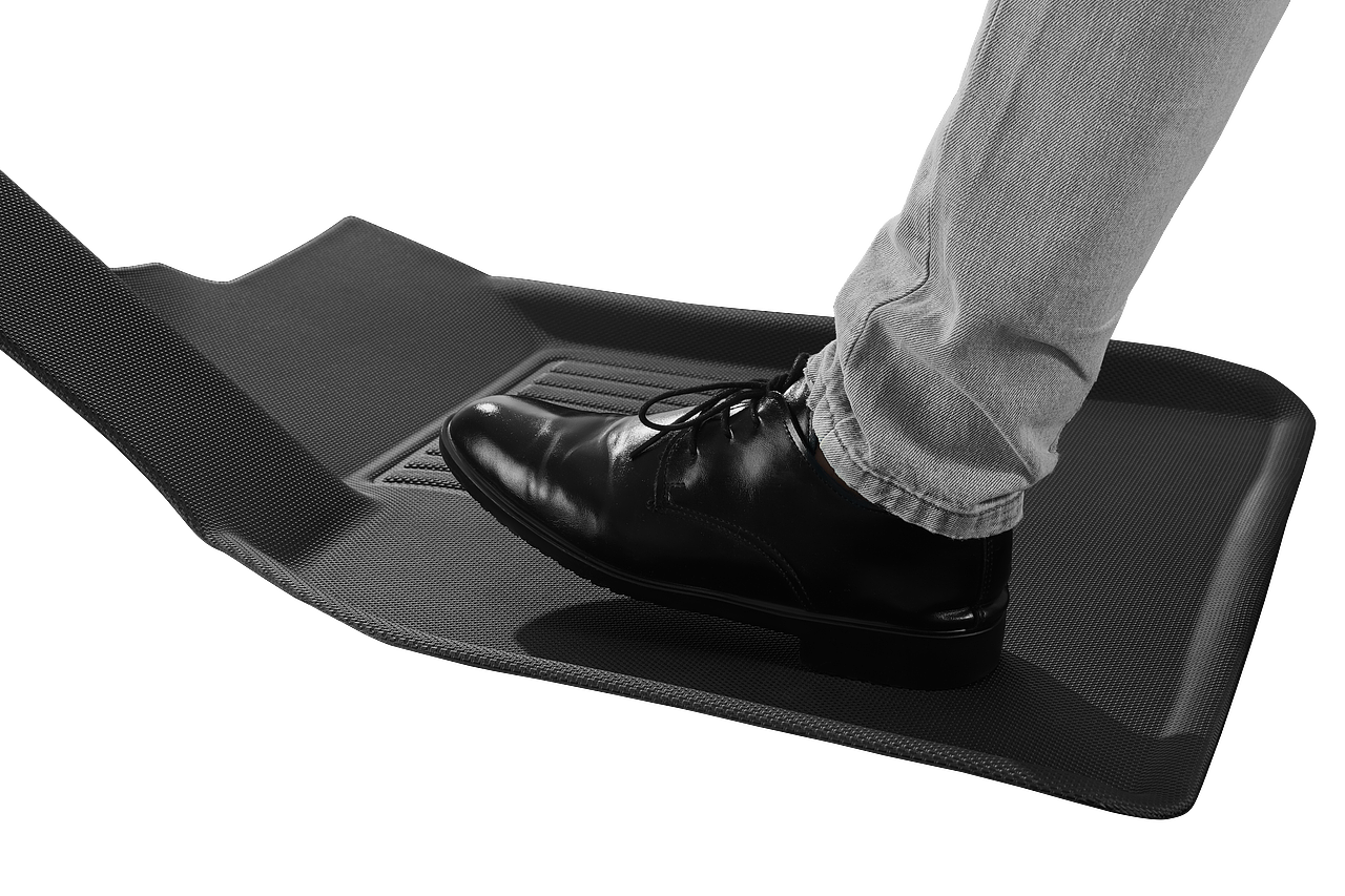 汽车用品拍摄-特斯拉脚垫（图ZMzA1MzAwNzc2） - 产品摄影 - 站酷设计师野蛮人摄影原创素材 - 站酷ZCOOL