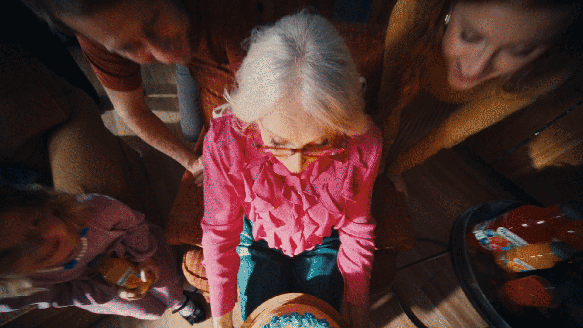 海外广告 | 欧洲果粒橙“吨吨吨”新品TVC