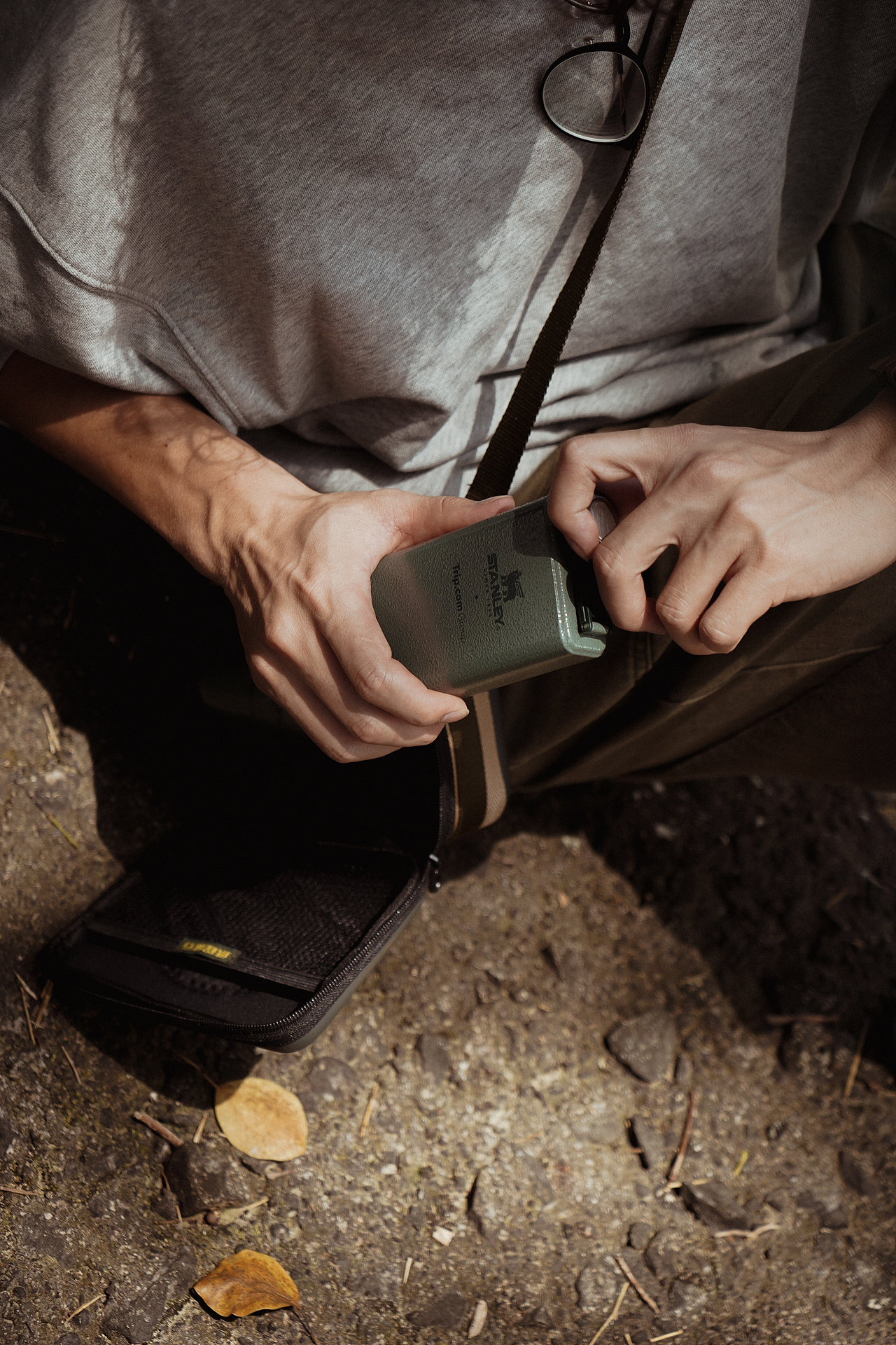 stanley酒壶产品户外摄影拍摄