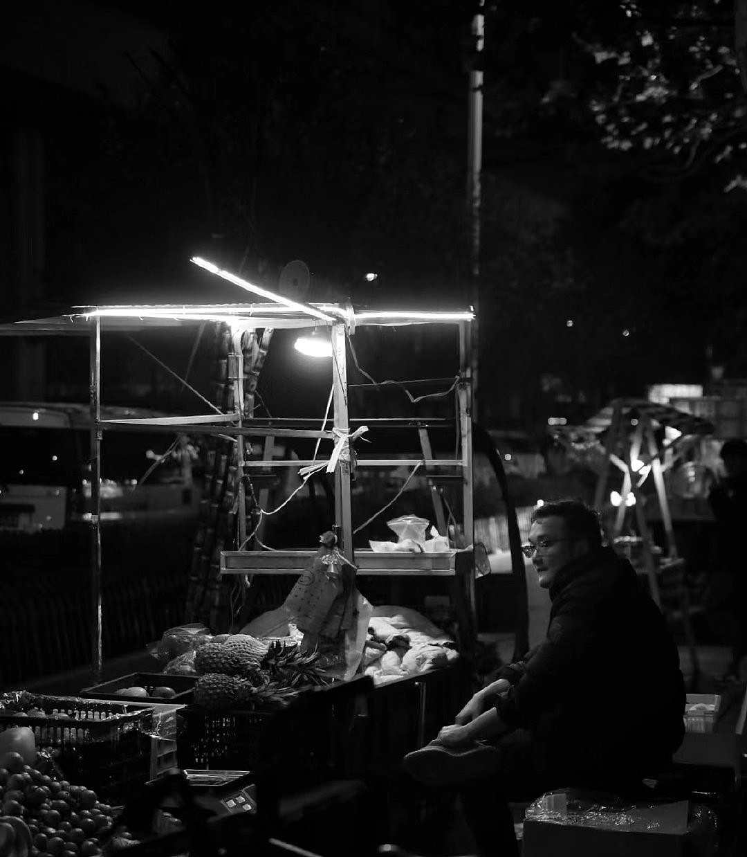 努力生活的人（图ZMzM0NzIyNjI4） - 人文/纪实摄影 - 站酷设计师白白是日梦原创素材 - 站酷ZCOOL