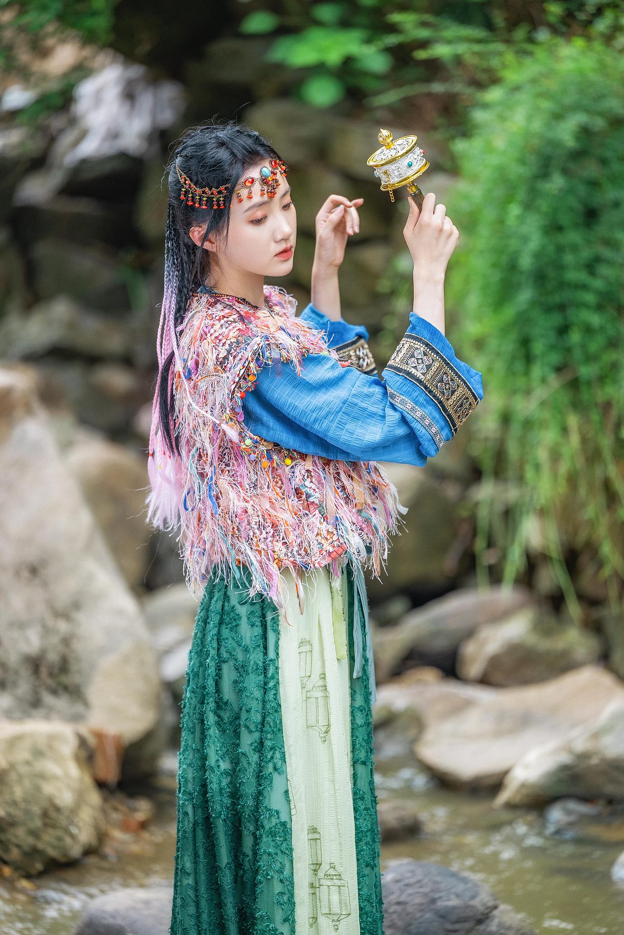 最炫民族风（图ZMzE1Mjc0NDIw） - 人像摄影 - 站酷设计师糊涂仙人LEO原创素材 - 站酷ZCOOL