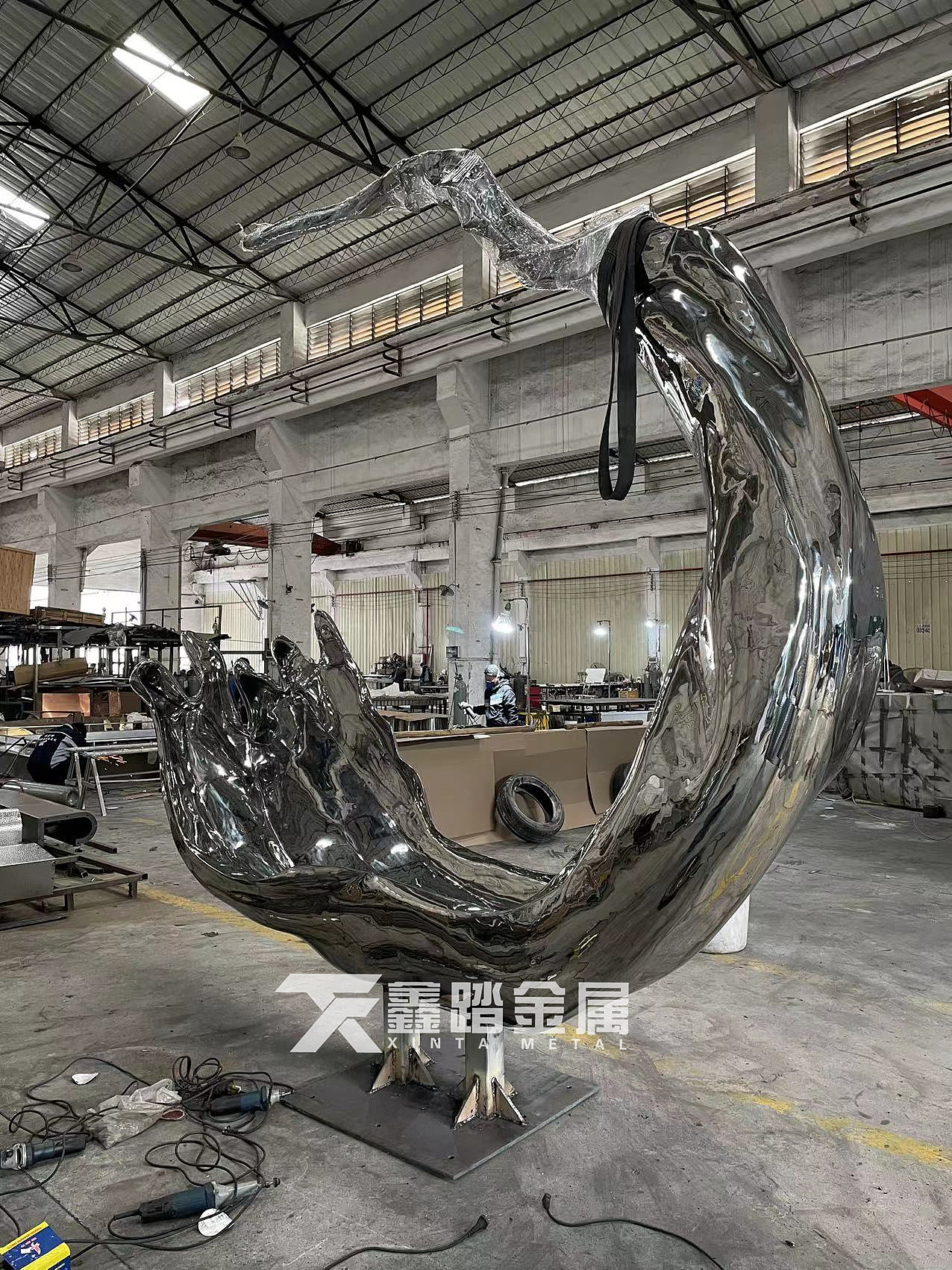 沿海城市景观主题雕塑小品 抽象镜面不锈钢浪花雕塑