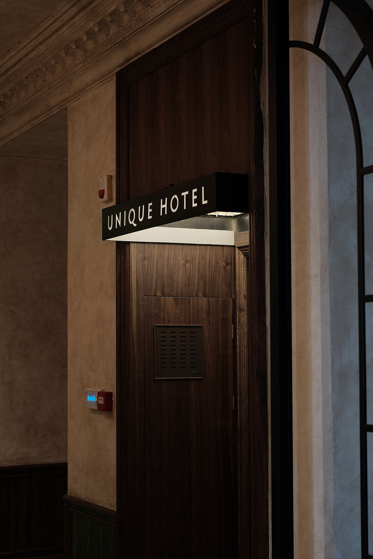 無二酒店效果图方案（图ZMzQxNTc1NDQ4） - 酒店餐饮设计 - 站酷设计师宝猪GZC原创素材 - 站酷ZCOOL