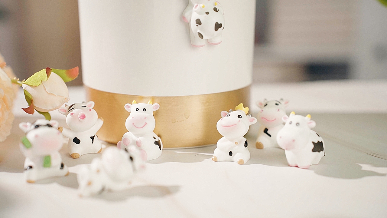 奶牛爱喝牛奶（图ZMzA5MzA4Mzg4） - 短片 - 站酷设计师痞菜原创素材 - 站酷ZCOOL