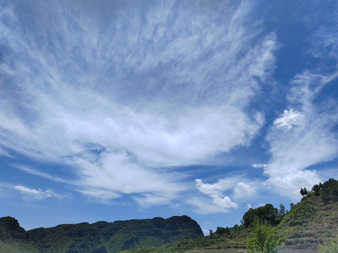 云南的云 云南的蓝（二）（图ZMzY4NzcwNTY4） - 风光摄影 - 站酷设计师宁作我设计x原创素材 - 站酷ZCOOL