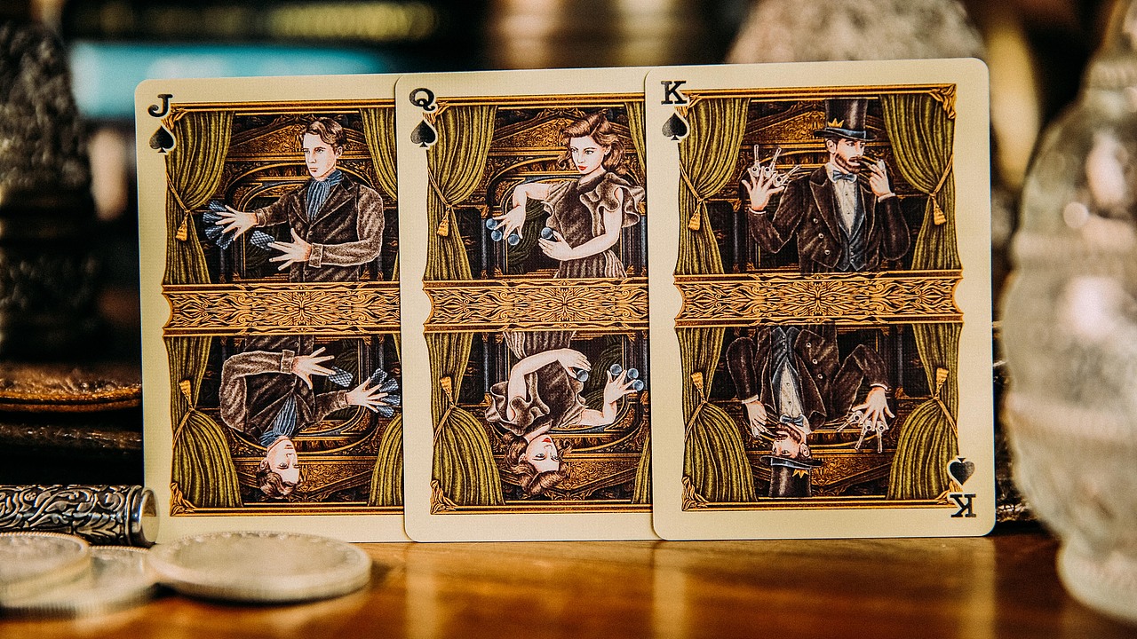 Illusionist 魔术师收藏纸牌扑克套装礼盒设计（图ZMzAxNDA0MTIw） - 包装 - 站酷设计师ARK方舟扑克原创素材 - 站酷ZCOOL