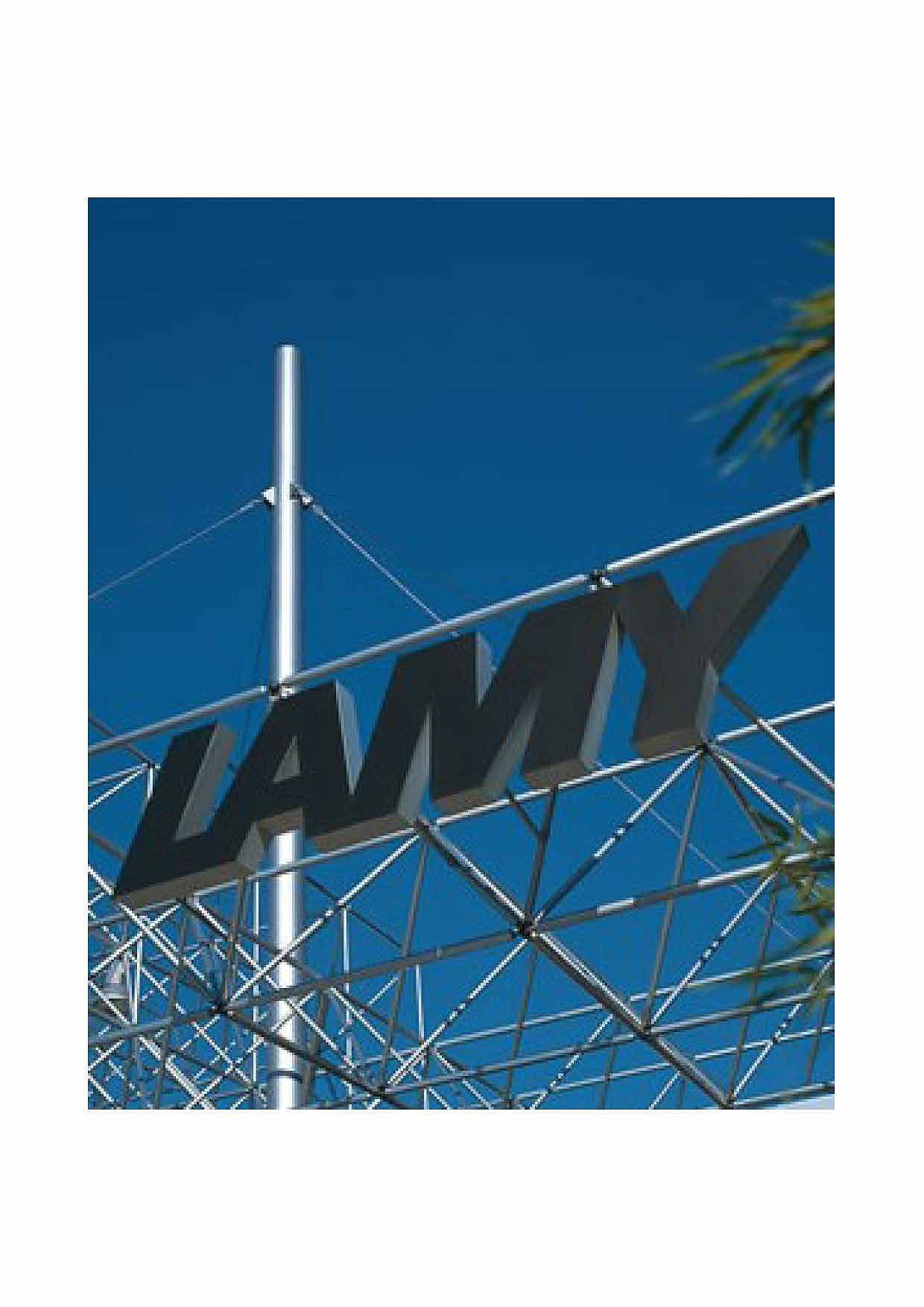 LAMY——杂志版面设计（图ZMzMzMDk5MTQw） - 书籍/画册 - 站酷设计师Pustaahky原创素材 - 站酷ZCOOL