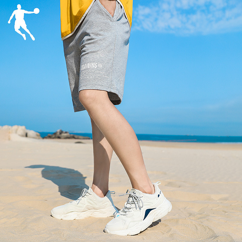 【详情】【修图】一组休闲运动短裤外景和详情（图ZMzAxMzg1NTgw） - 电商 - 站酷设计师MISSCHENDESIGN原创素材 - 站酷ZCOOL