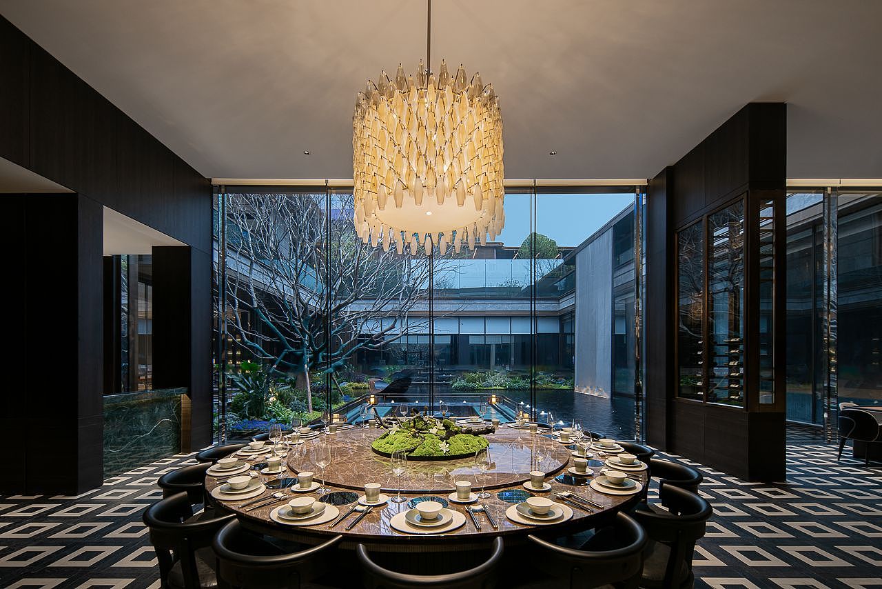 锐度设计 | 越秀·湖与白营销中心：湖居生活的留白（图ZMzYzNDU0MDk2） - 商业空间设计 - 站酷设计师锐度设计原创素材 - 站酷ZCOOL