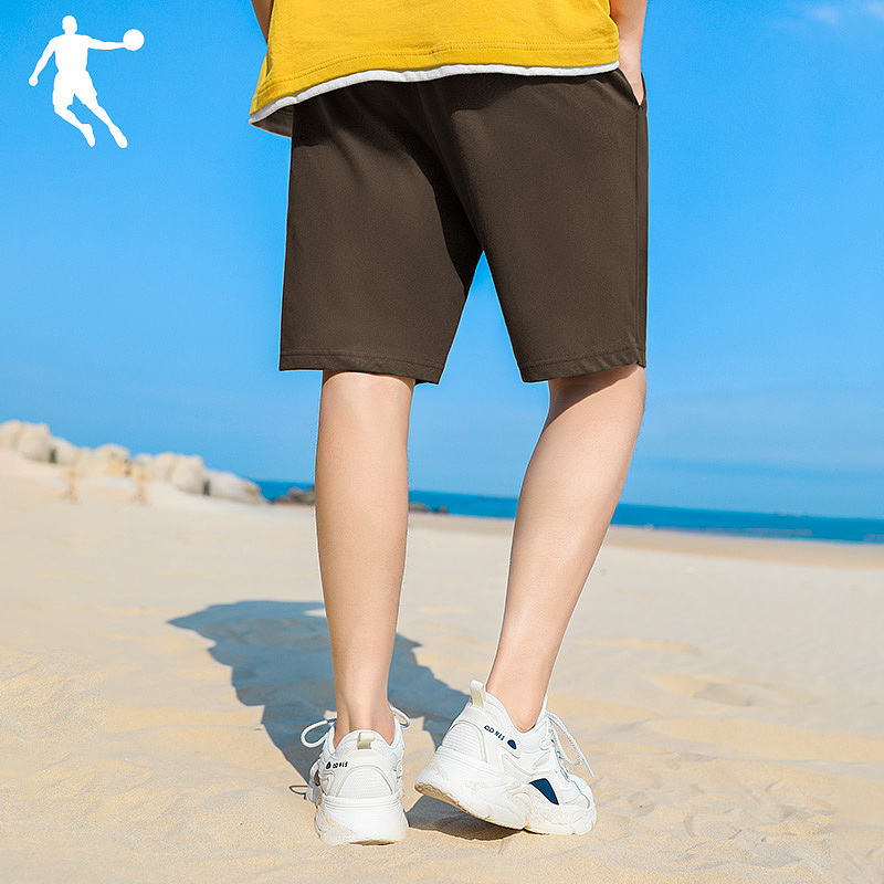 【详情】【修图】一组休闲运动短裤外景和详情（图ZMzAxMzg1NTYw） - 电商 - 站酷设计师MISSCHENDESIGN原创素材 - 站酷ZCOOL