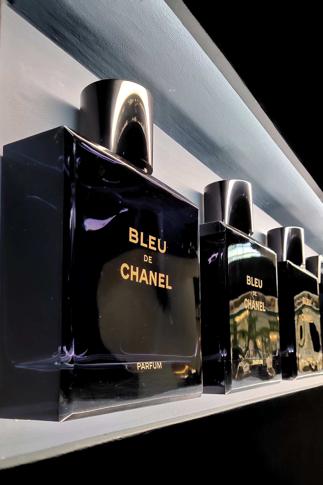 上海西岸艺术中心 感知香奈儿香水展