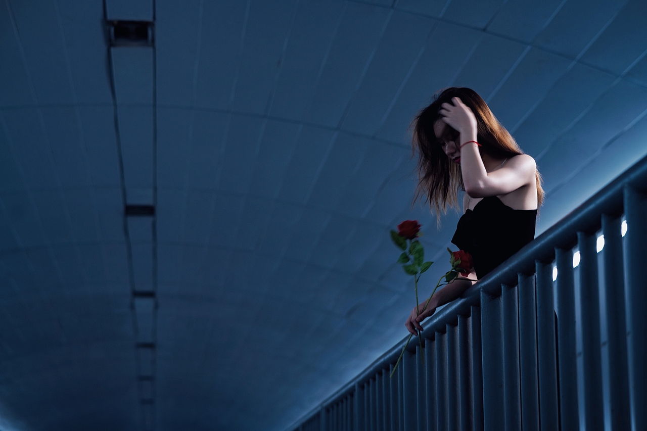 深大隧道|大长腿辣妹