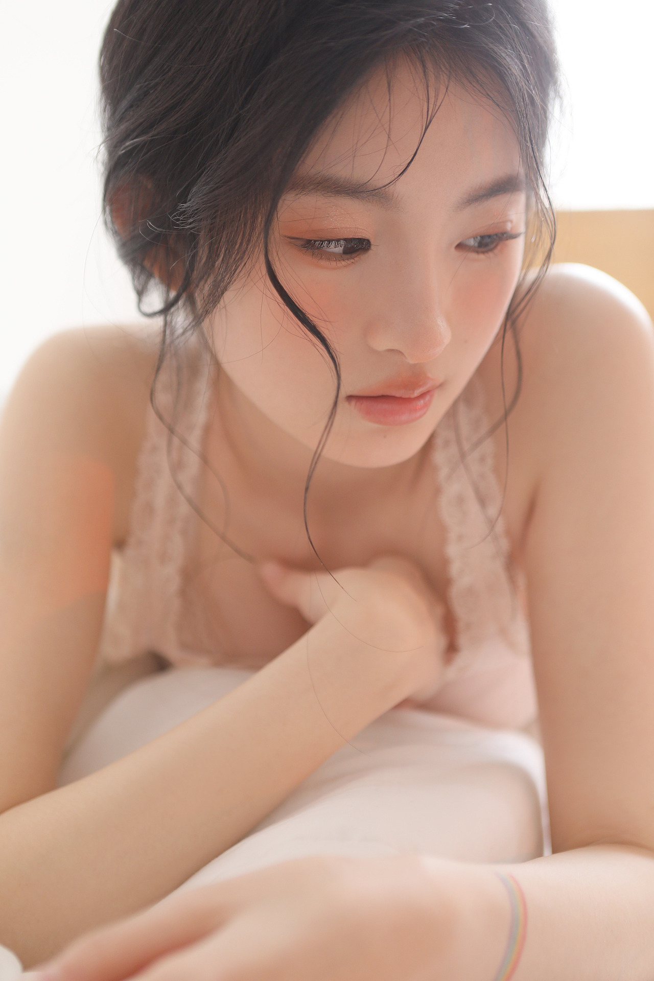 奶油肌水蜜桃（图ZMzIzNDg4NzY0） - 人像摄影 - 站酷设计师唐小苔原创素材 - 站酷ZCOOL