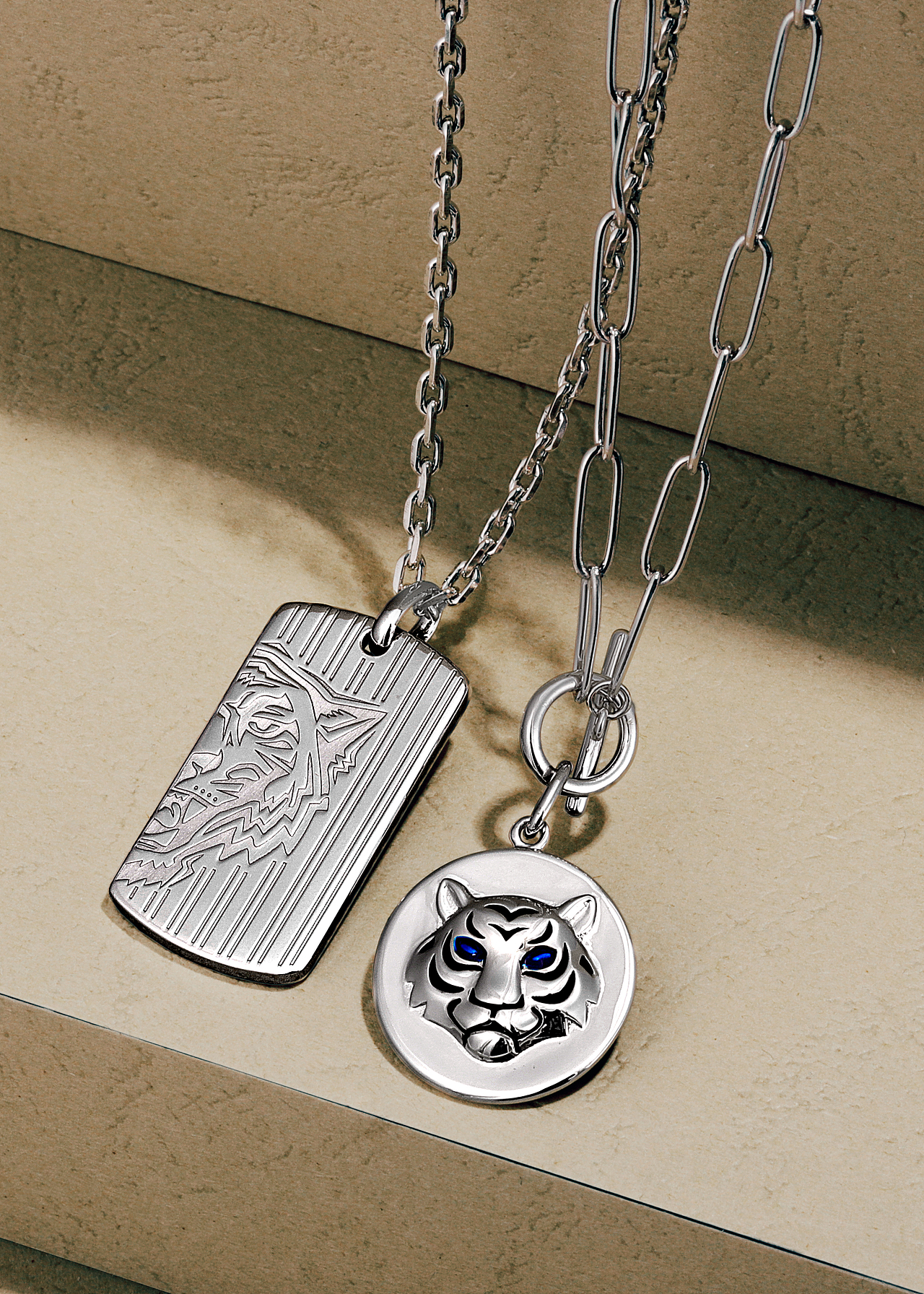 珠宝摄影vol.14 | 男生饰品礼物【项链·手镯·手串】（图ZMzQ0Mzk2OTc2） - 产品摄影 - 站酷设计师抓住那个胖子z原创素材 - 站酷ZCOOL