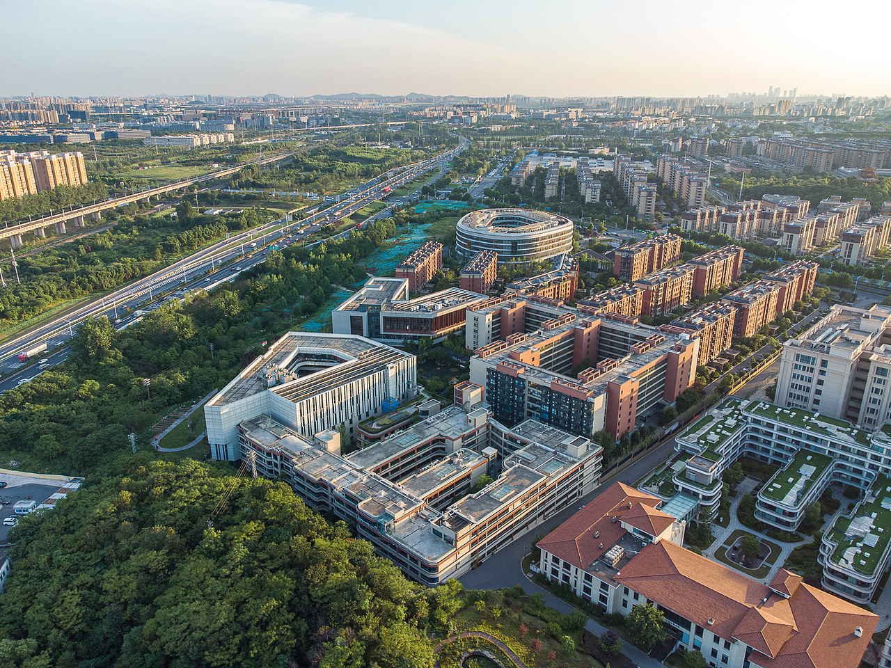 南京银城君颐东方康养社区