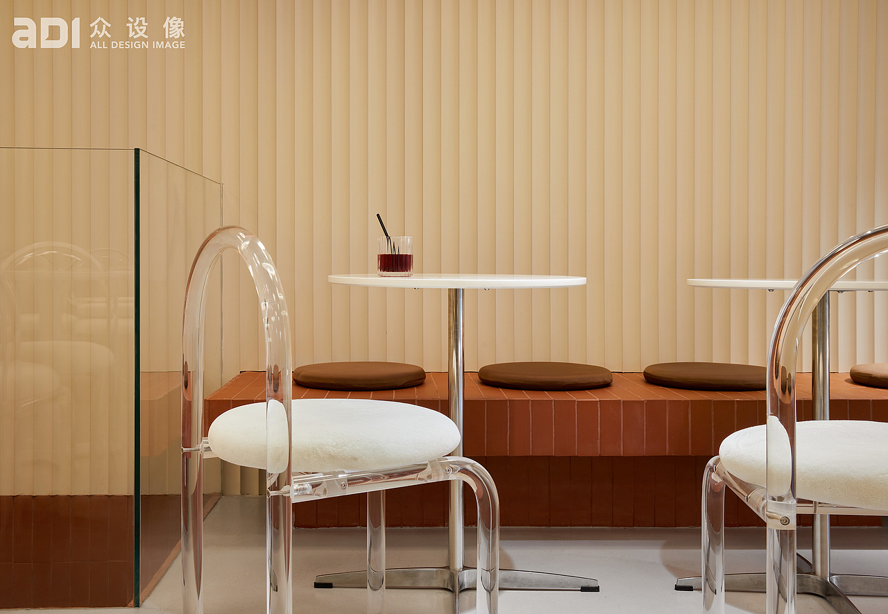 上海丨Le Francais小法式 襄阳南路店（图ZMzE0ODQ4NTU2） - 环境/建筑摄影 - 站酷设计师众设像ADI原创素材 - 站酷ZCOOL