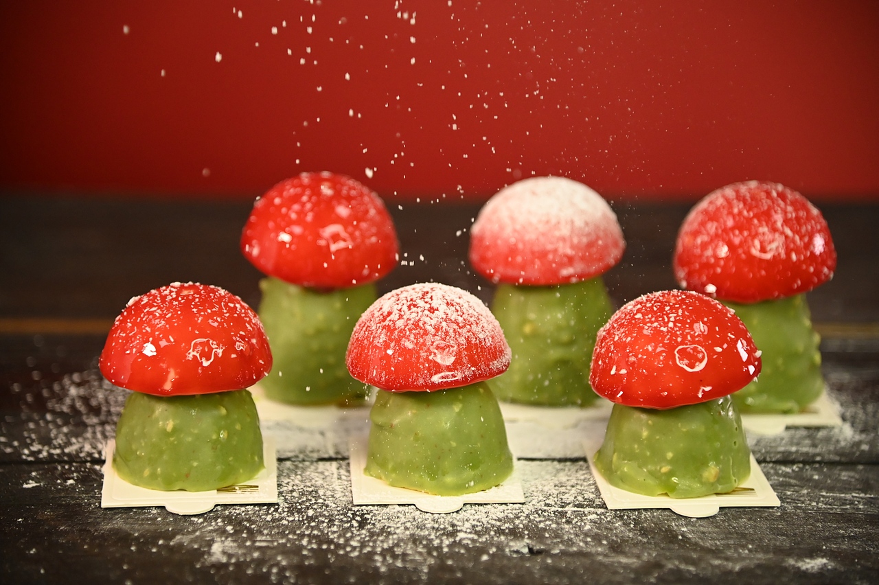 圣诞节圣诞老人平安夜树根蛋糕甜品下午茶点灯仪式甜点