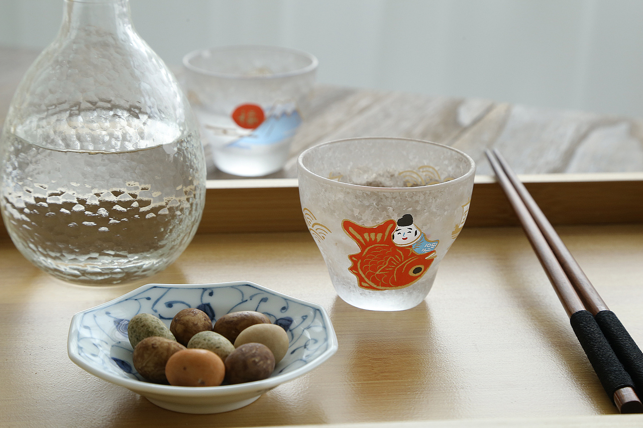 雪花纹吉祥物对杯手工玻璃杯