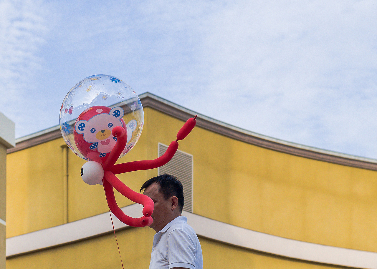 街头摄影 | 合集04（图ZMzQ3MTYwNzg0） - 人文/纪实摄影 - 站酷设计师可能是罐头原创素材 - 站酷ZCOOL