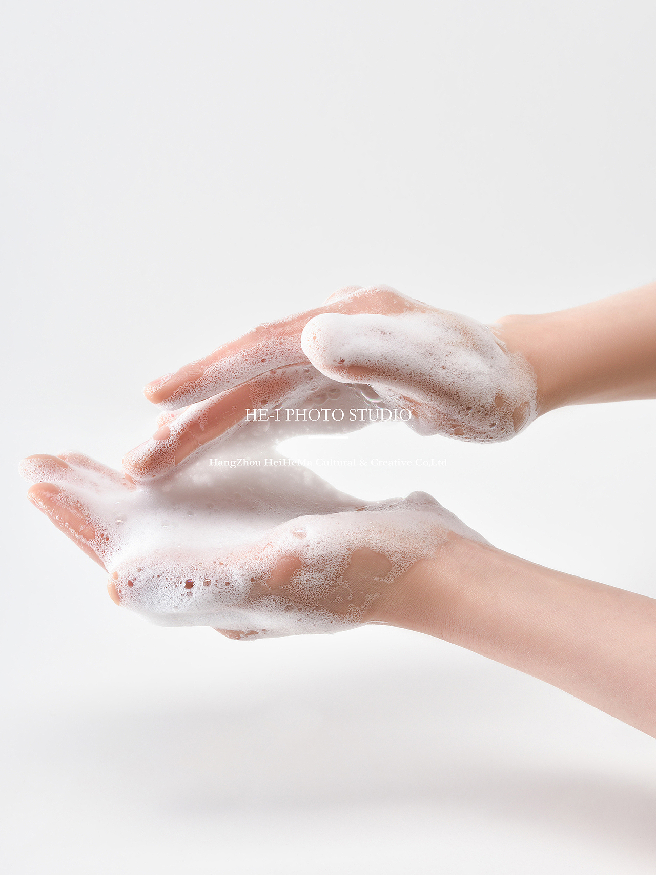 产品摄影「个人护理 沐浴露拍摄」黑和马