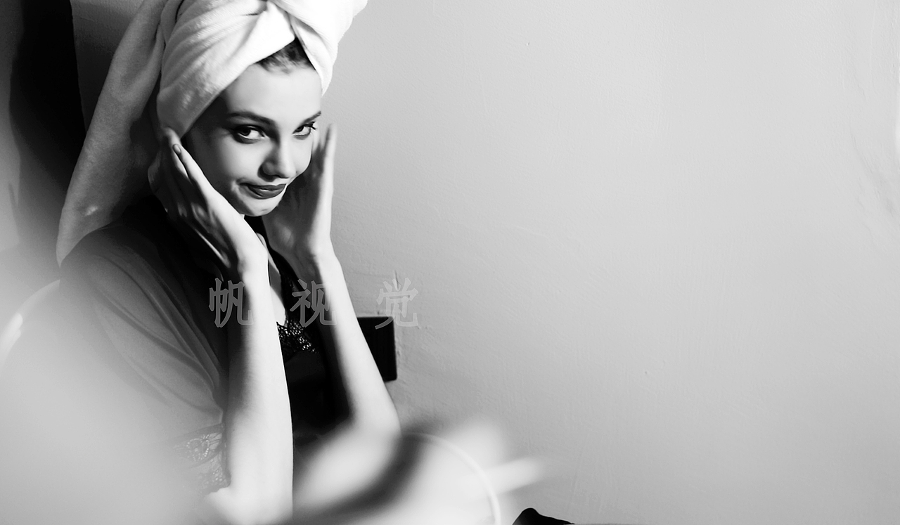 帆视觉.FAN vision|重庆|服装新品发布（图ZMzEzMTk3NDIw） - 人像摄影 - 站酷设计师帆视觉原创素材 - 站酷ZCOOL