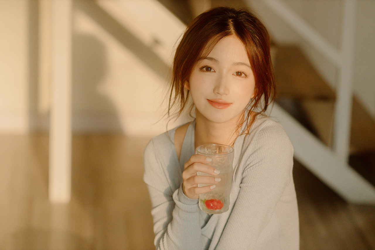 温柔如水（图ZMzQ0NTg5NjMy） - 人像摄影 - 站酷设计师芥茉在拍照原创素材 - 站酷ZCOOL