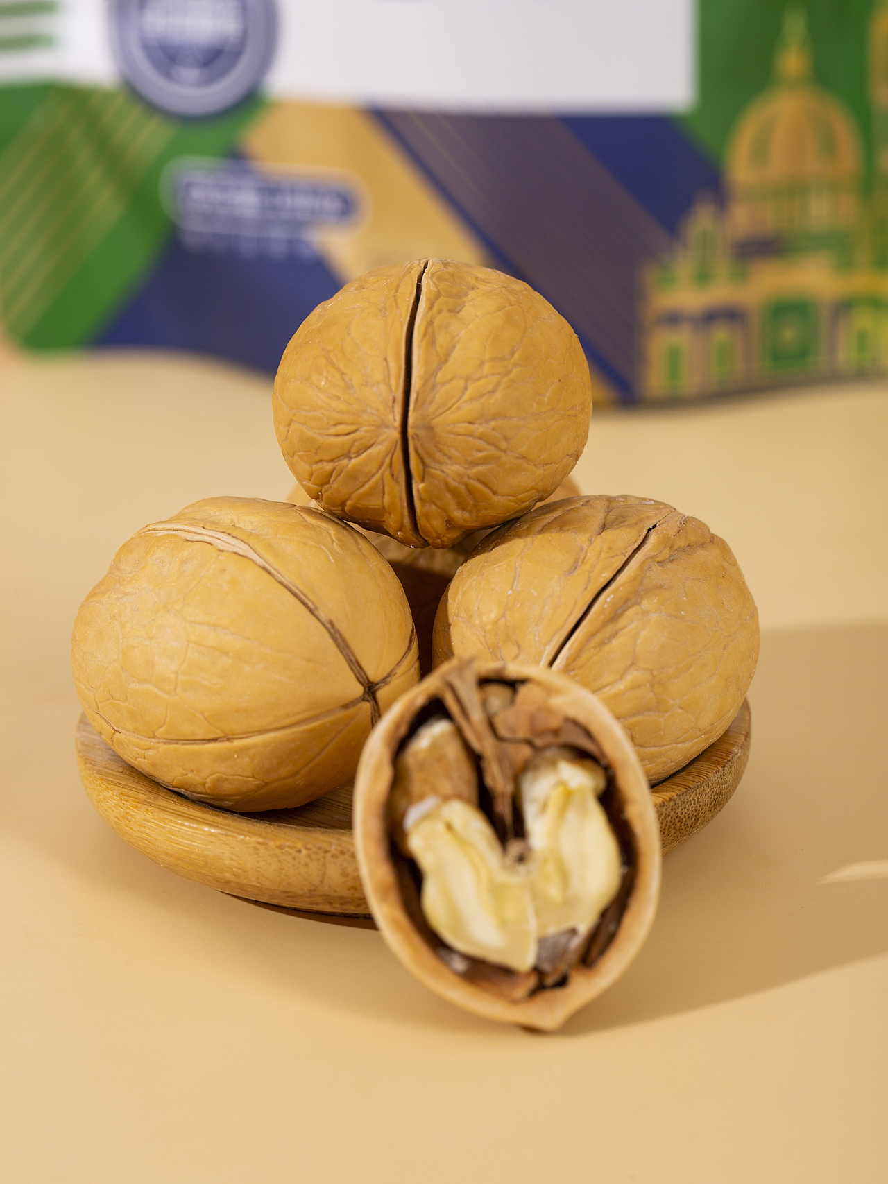 有间|美荻斯龙腾盛世坚果礼盒