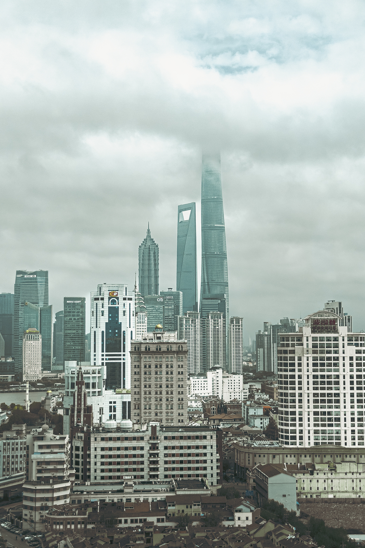 山雨欲来风满楼