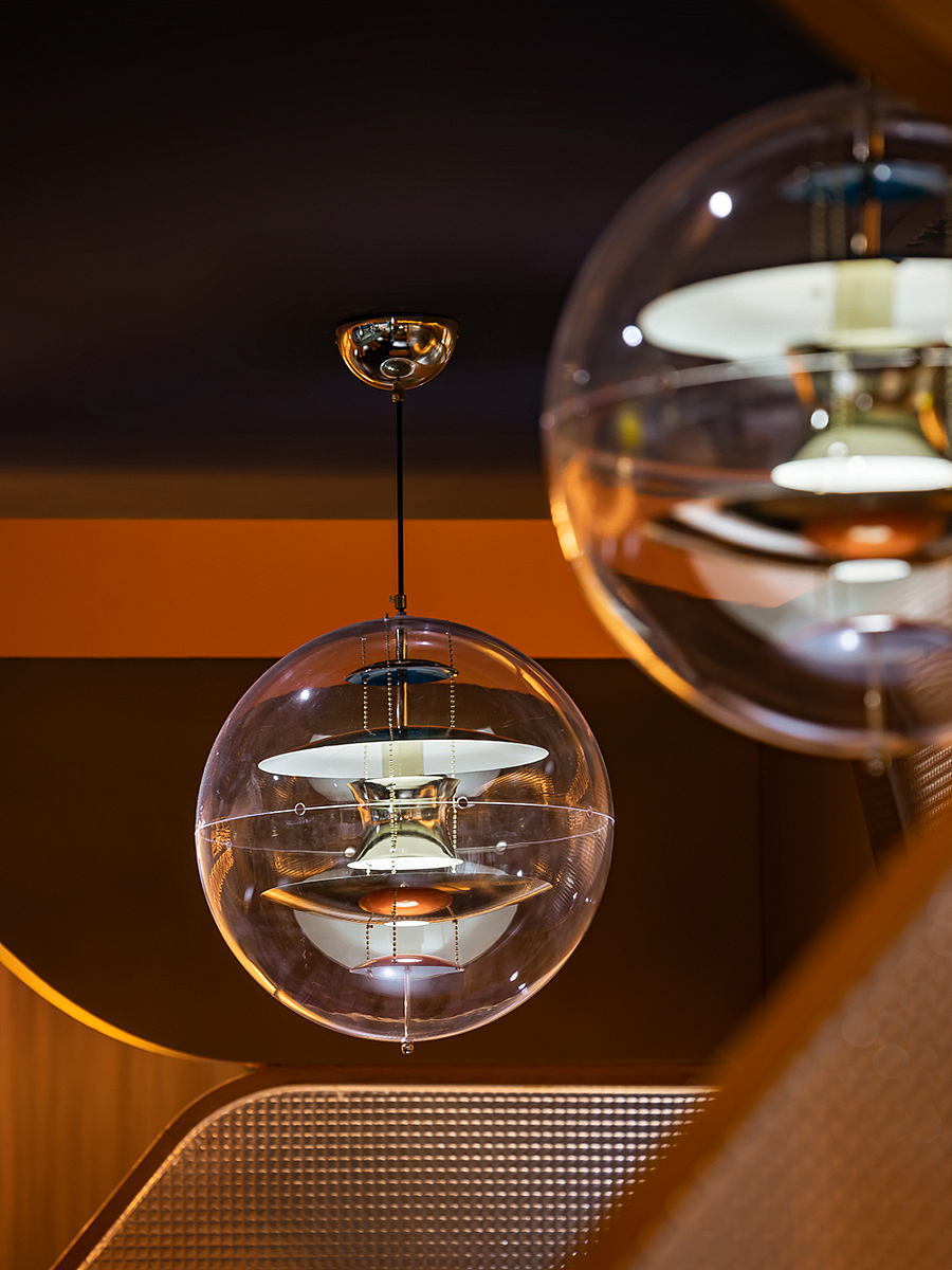 深圳餐厅设计,赖胖子肉蟹煲:火星上的吃蟹补给站