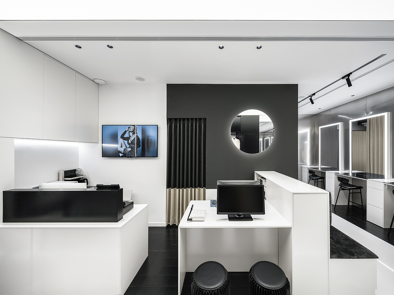 空间摄影—优行相照相馆