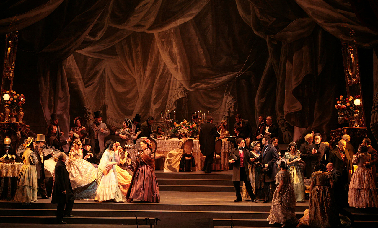 贺冰凇原创 | 国家大剧院版《茶花女》海报设计