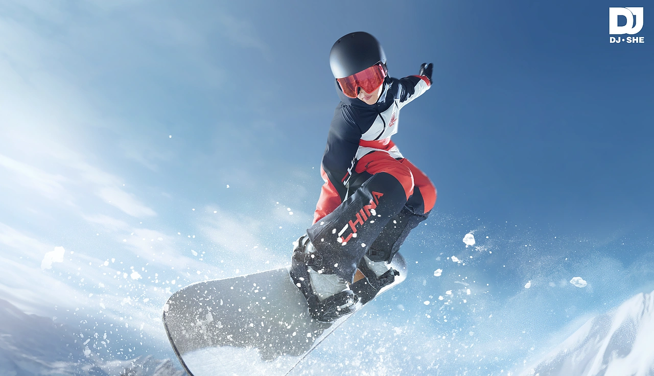 ANTAKIDS 冠军少年带你玩转这个冬天 AI滑雪大片来啦