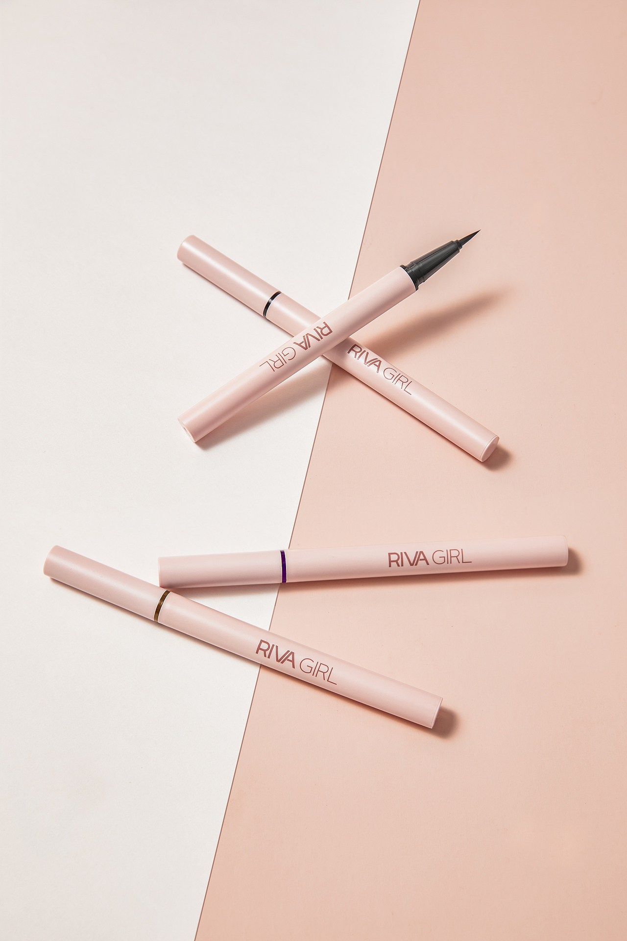 静物摄影 ｜ 彩妆品牌RIVA GIRL眼线液笔静物KV（图ZMzE0NTQ0Mzk2） - 产品摄影 - 站酷设计师摄影师Esokkk原创素材 - 站酷ZCOOL