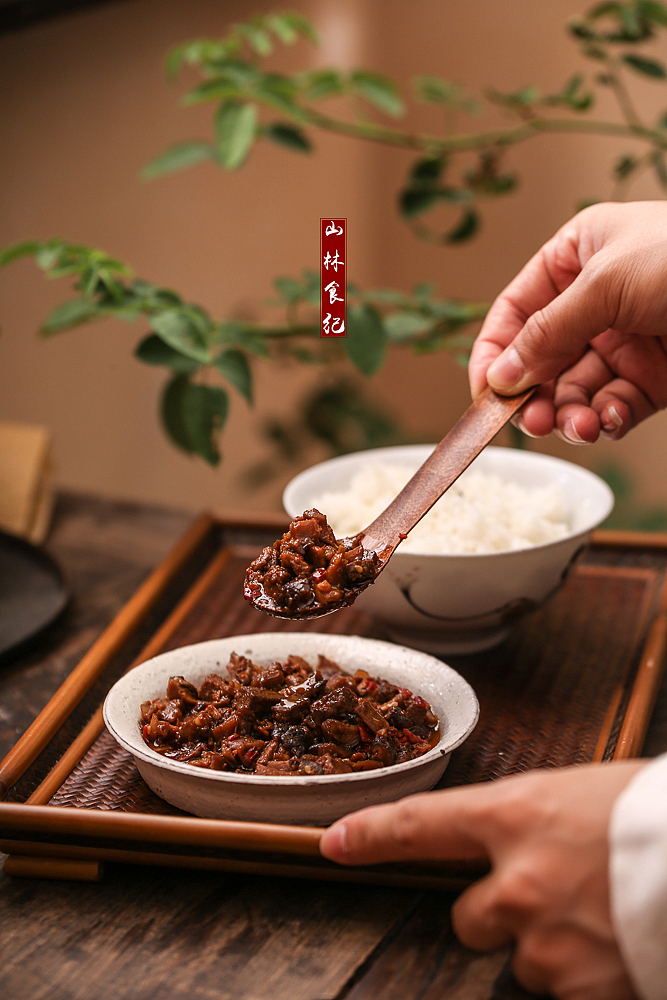 牛肉酱（图ZMzE3MjE0MjIw） - 产品摄影 - 站酷设计师山林纪原创素材 - 站酷ZCOOL