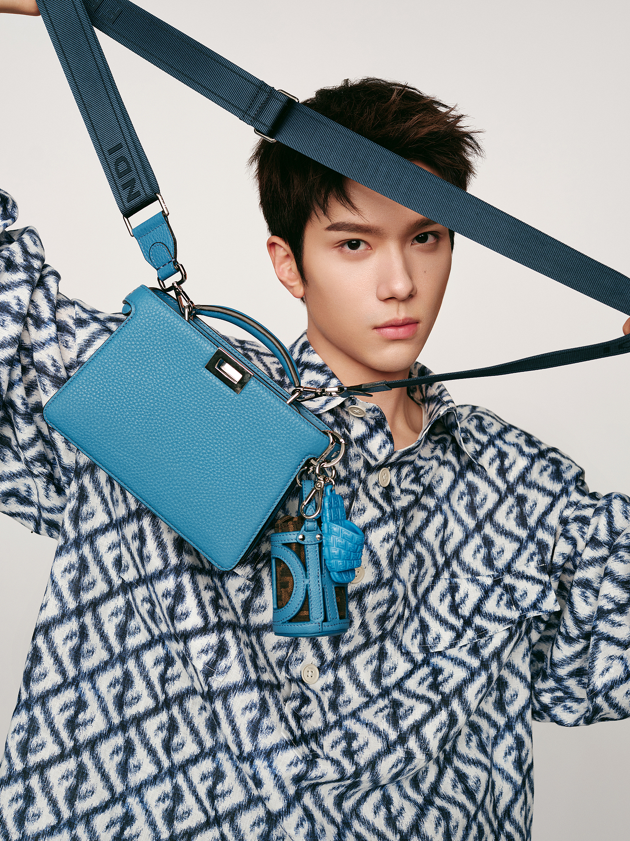 FENDI✖️余承恩（图ZMzM2Nzg1OTYw） - 修图/后期 - 站酷设计师FENGLICHENG原创素材 - 站酷ZCOOL