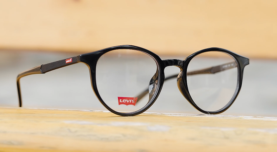 眼镜广告片剪辑