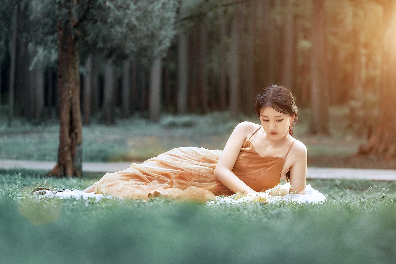 杉林间（图ZMzA5OTc1NzEy） - 人像摄影 - 站酷设计师糊涂仙人LEO原创素材 - 站酷ZCOOL