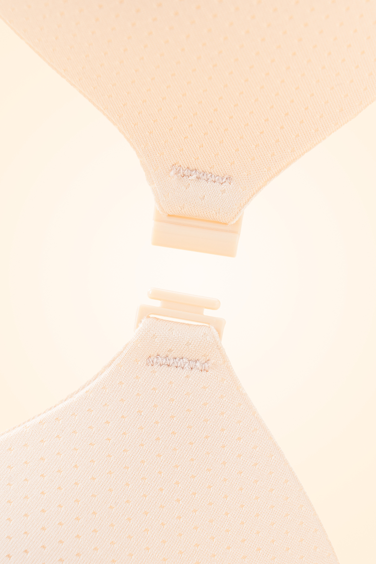 甄内胸贴及内衣，品牌风格静物拍摄