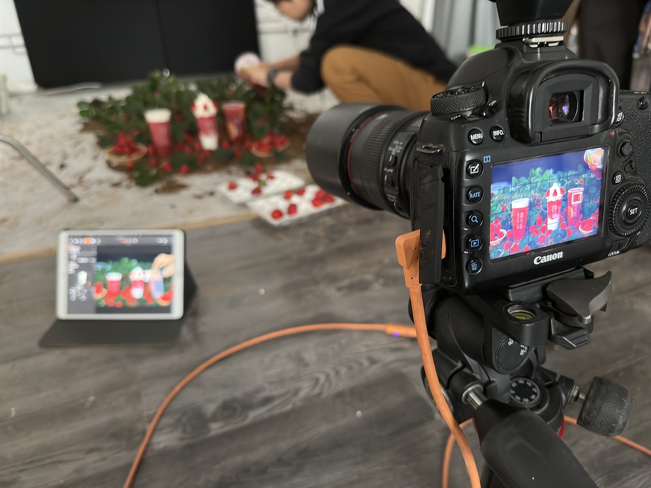 眷之茶✖️ZEYU STUDIO｜草莓系列上新（图ZMzYwMTM1Njg0） - 产品摄影 - 站酷设计师沐光MOOGON原创素材 - 站酷ZCOOL