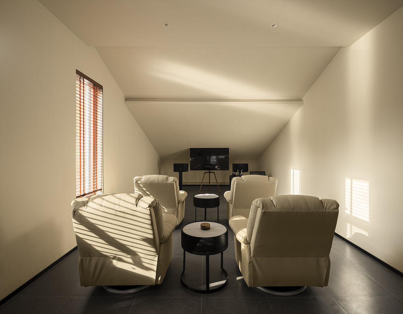 封面设计——设计师自宅