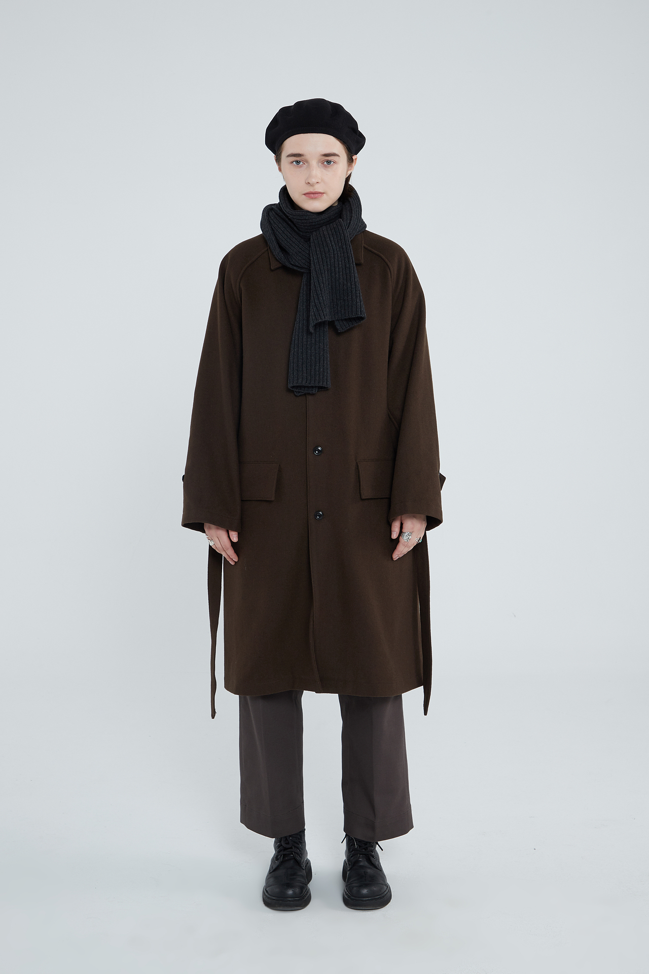 碌卡视觉丨服装经典LOOKBOOK商业拍摄