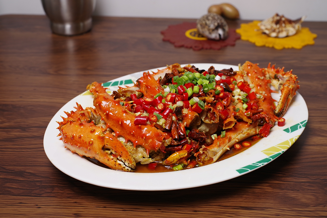 麻辣酸菜沸腾帝王蟹
