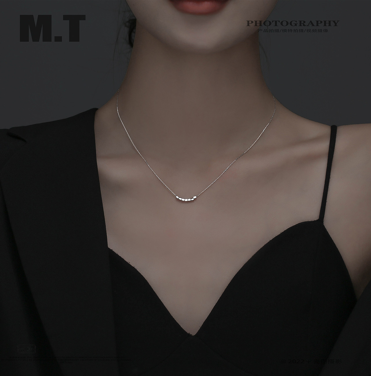 产品摄影 |  饰品项链 无头风  暗黑系风格拍摄