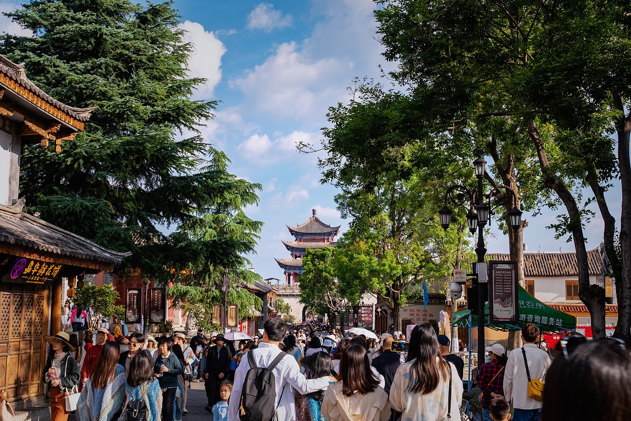 大理古城 2023.5.1（图ZMzQxMDQ1NTEy） - 环境/建筑摄影 - 站酷设计师摄影师杨涛原创素材 - 站酷ZCOOL