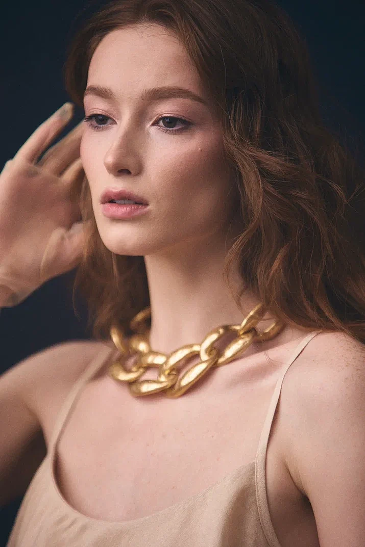 高级感女模 外国模特 女装模特 红发模特 清冷感成熟（图ZMzY3NDc4NjI4） - 人像摄影 - 站酷设计师星辰模特经纪原创素材 - 站酷ZCOOL